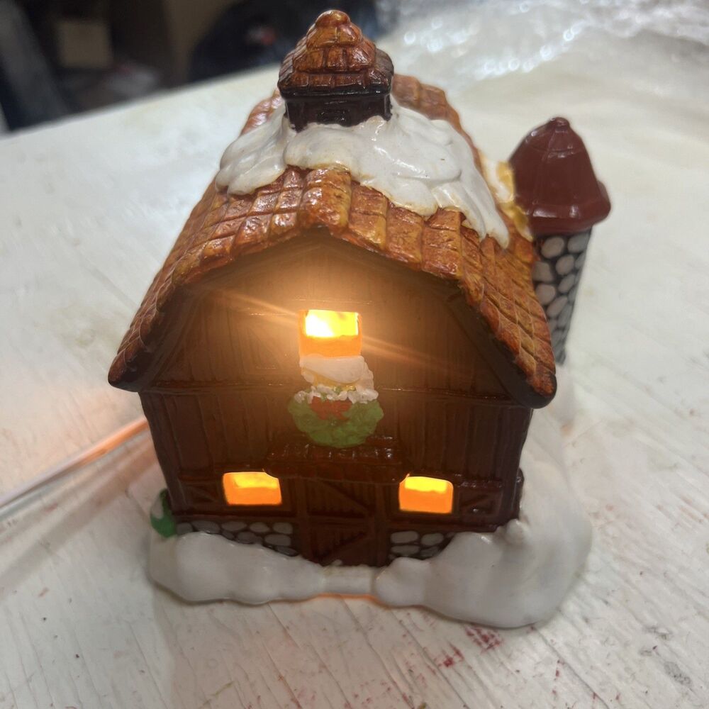 Painted Wee Crafts Christmas Village Barn Silo Lighted Paint Kit #21577